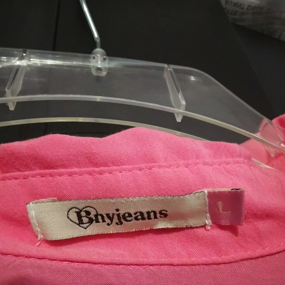 Top - Picture 2 of 2